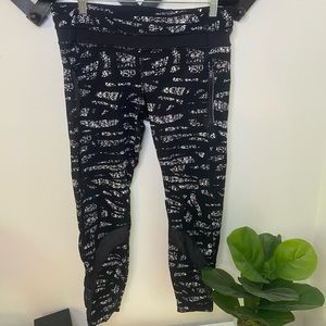 Lulu lemon leggings, worn a few times. Size 10